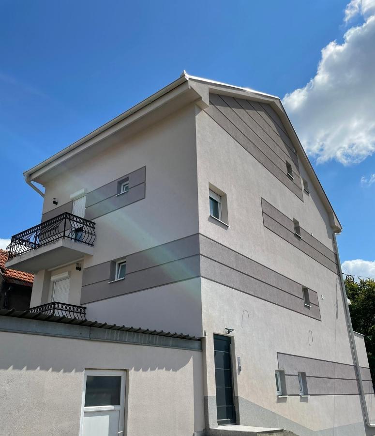 Apartmani Gacic- Šabac エクステリア 写真